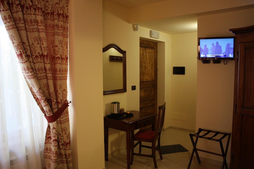 Hotel Olympic Mountains à Césane Chambre photo